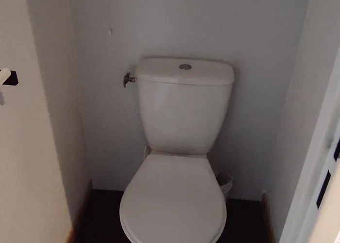 - 6 Pers, Piscine, Parking, Balcon - Fr-1-814-168 Super-Besse